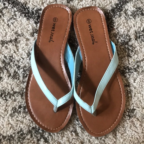 Light blue flipflops - Picture 2 of 6